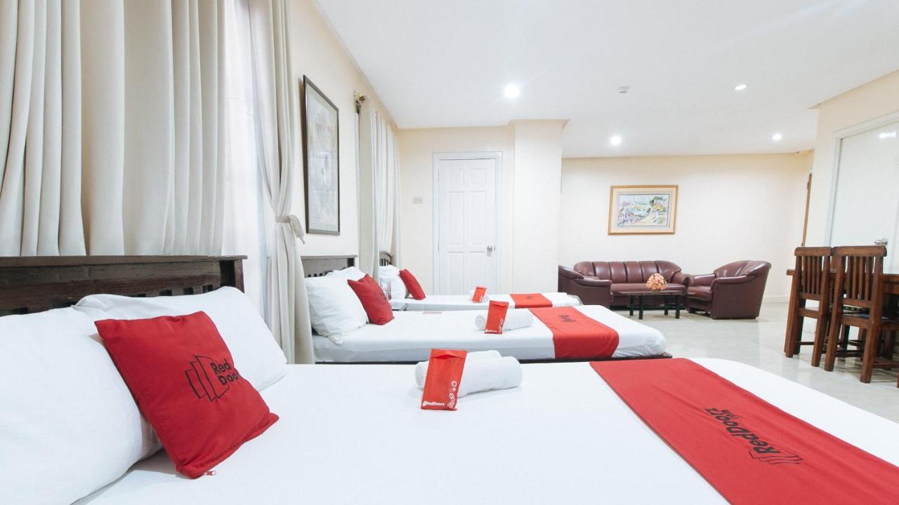 Reddoorz Plus @ Better Living Paranaque Paranaque City Bagian luar foto