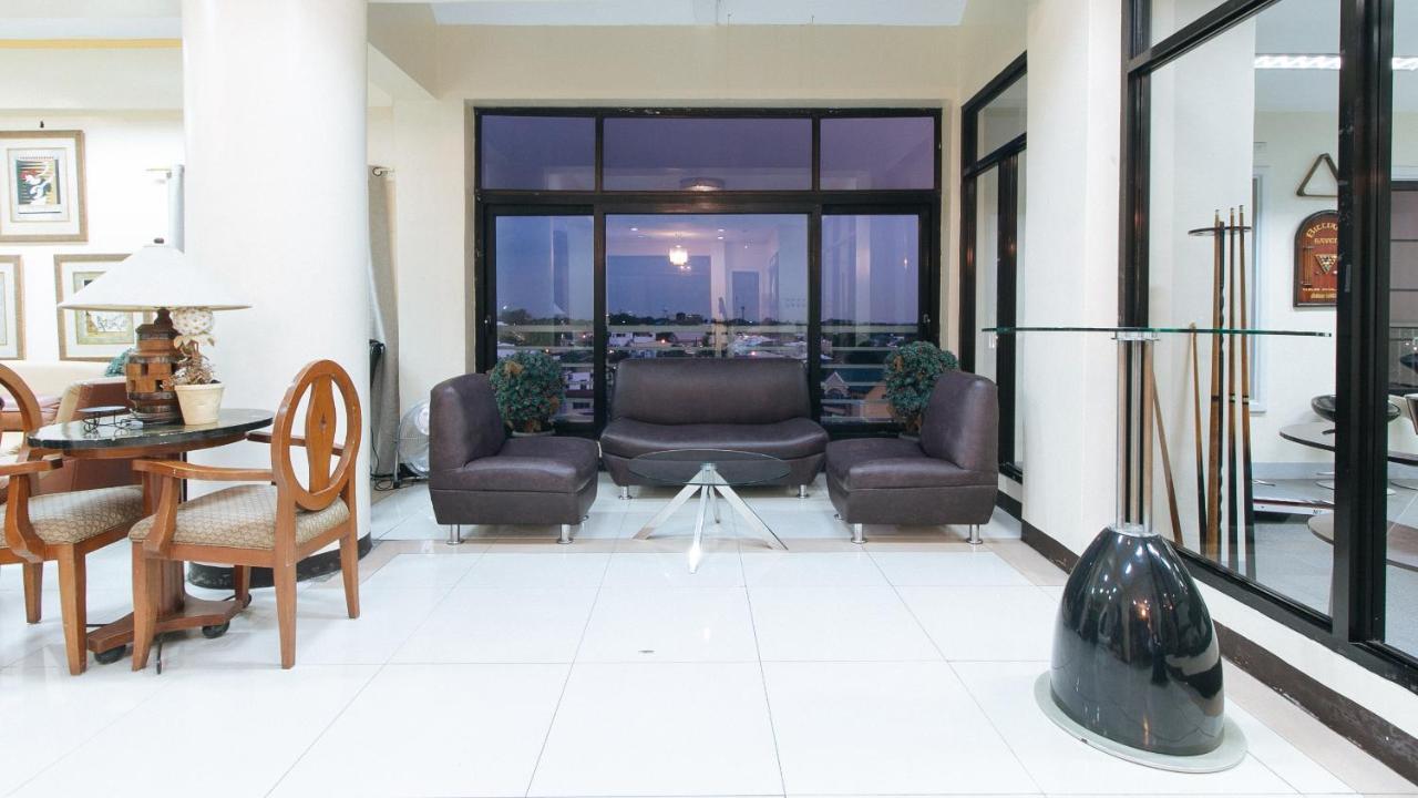 Reddoorz Plus @ Better Living Paranaque Paranaque City Bagian luar foto